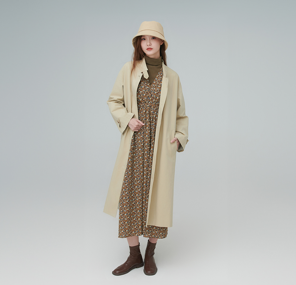 卡其色風(fēng)衣